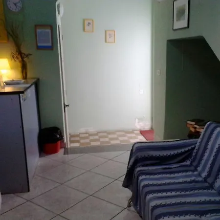 Pensión Sciddicu Acireale